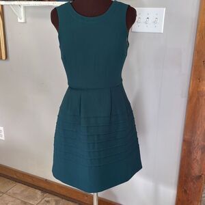 Madewell fit and flare mini dress size 4‎ green pockets pleats skater